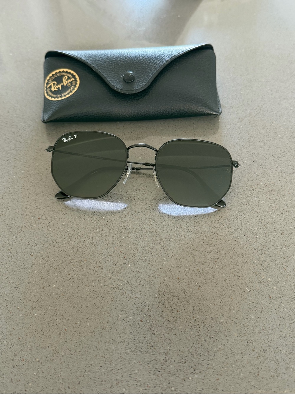 Ray-Ban Polarized Sunglasses in Black